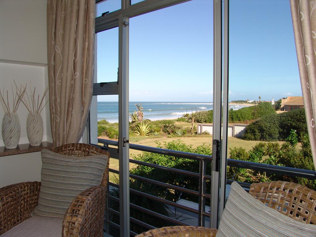 Diaz 15 House On The Bay Hotel Jeffreys Bay Exterior photo